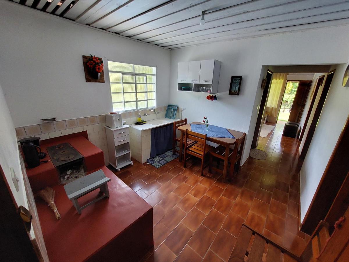 Casa Aconchegante Na Roca C/ Piscina/Churrasqueira Goncalves Exterior photo