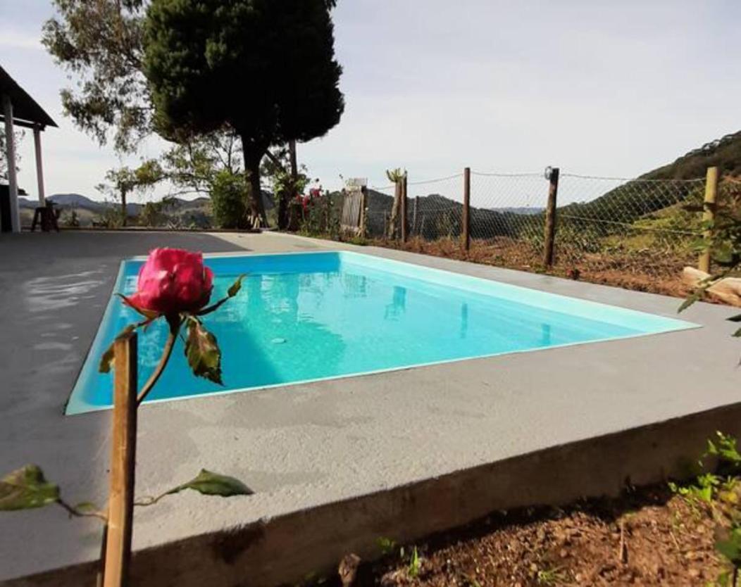 Casa Aconchegante Na Roca C/ Piscina/Churrasqueira Goncalves Exterior photo