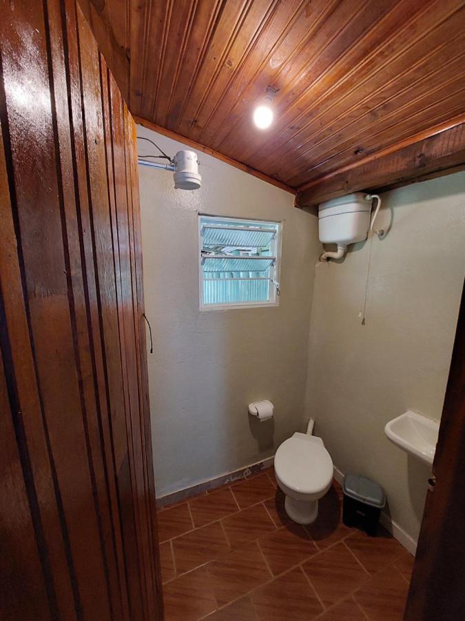 Casa Aconchegante Na Roca C/ Piscina/Churrasqueira Goncalves Exterior photo